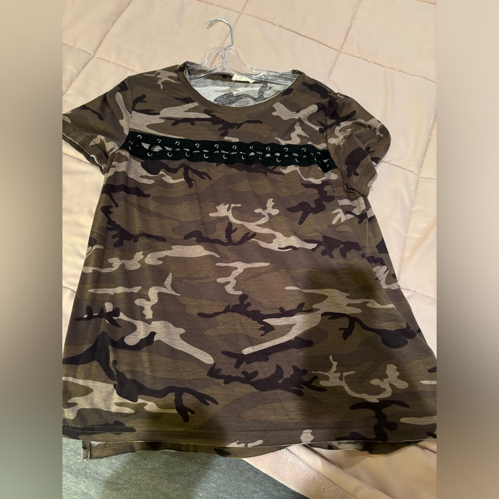 Miss Love Camo tshirt